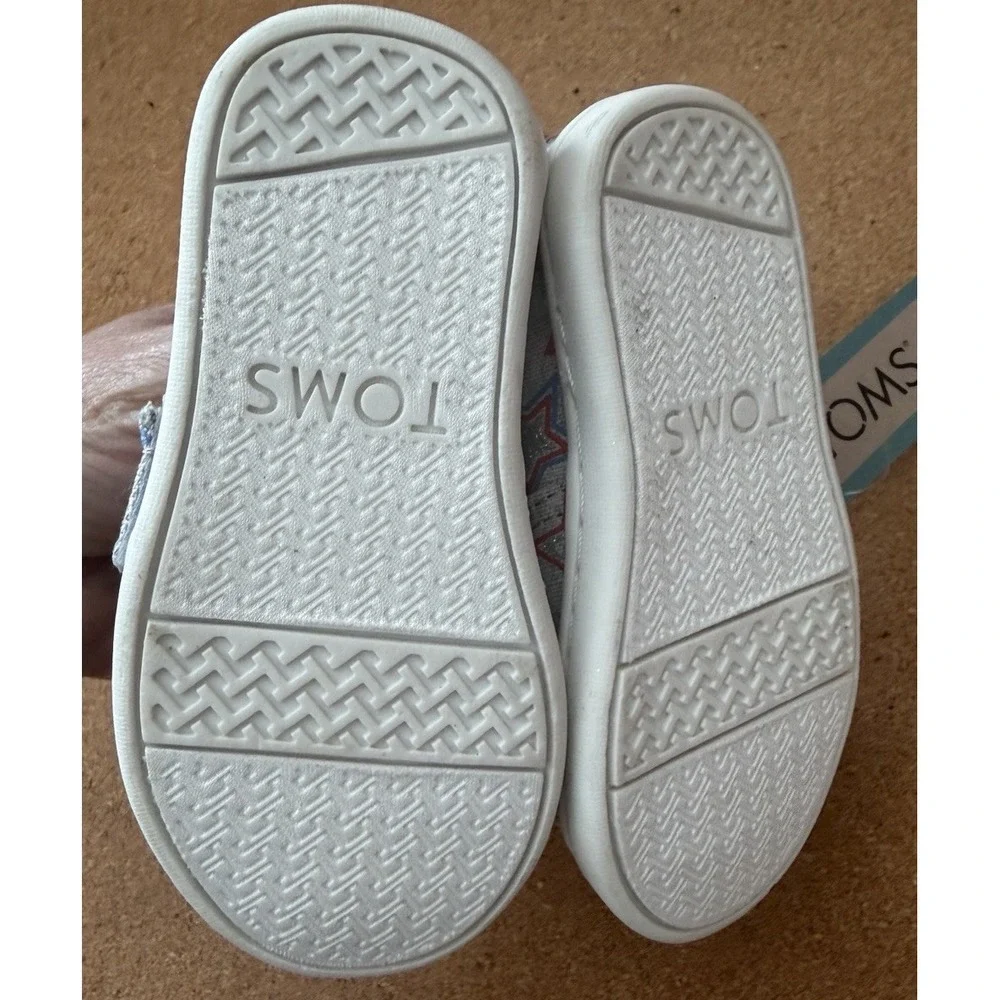 NEW with Tags Tiny TOMS Alpargata Star Slip-On Shoes – Toddler Size‎ 5
